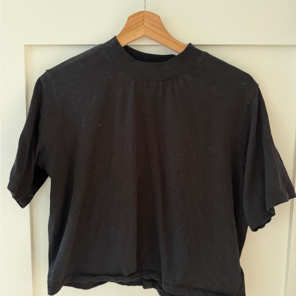 Viral Kendall Jenner The Drop Classic Black Women's Tee